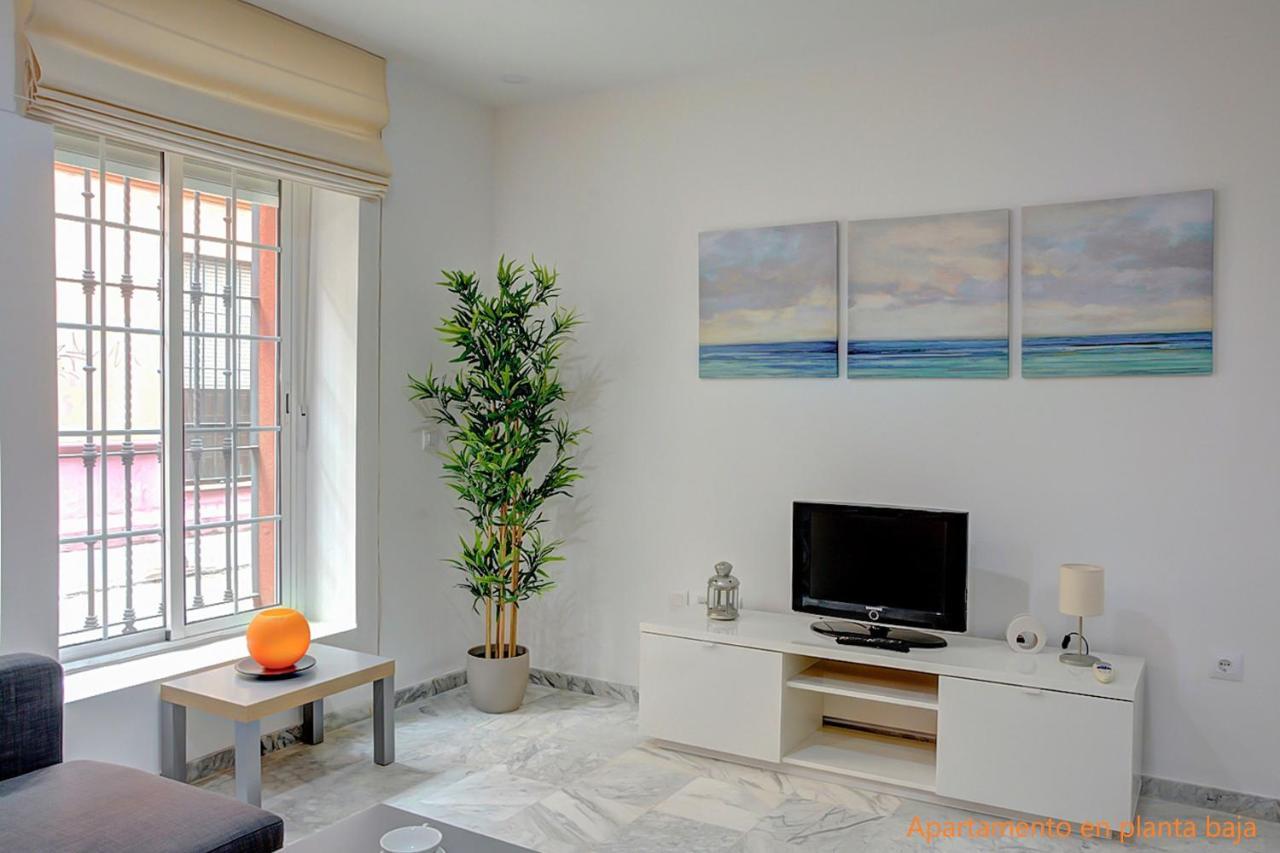 Residencial Torres Apartment Seville Exterior photo