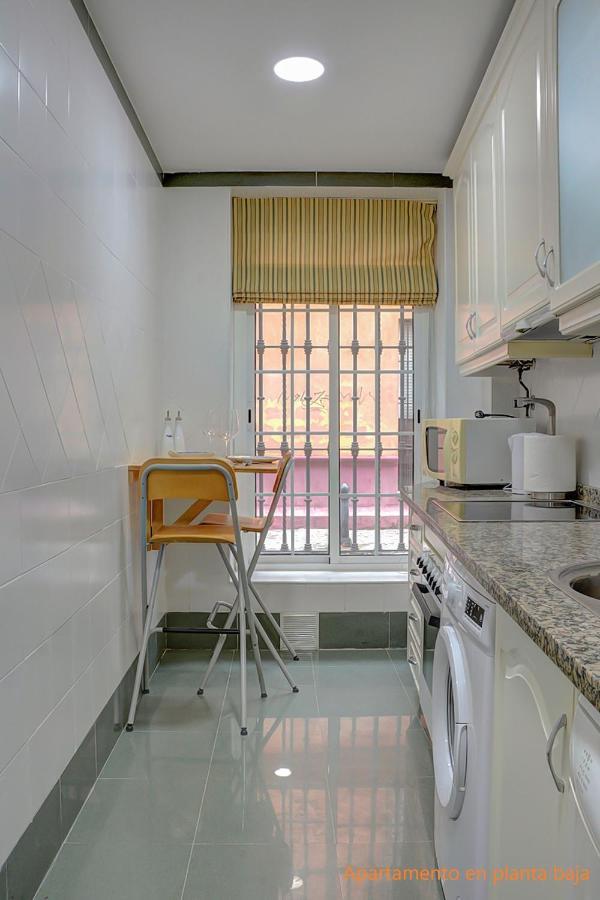 Residencial Torres Apartment Seville Exterior photo
